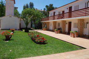 Отель Apartaments Margarita Sabina Pinell  Castell-Platja d’Aro